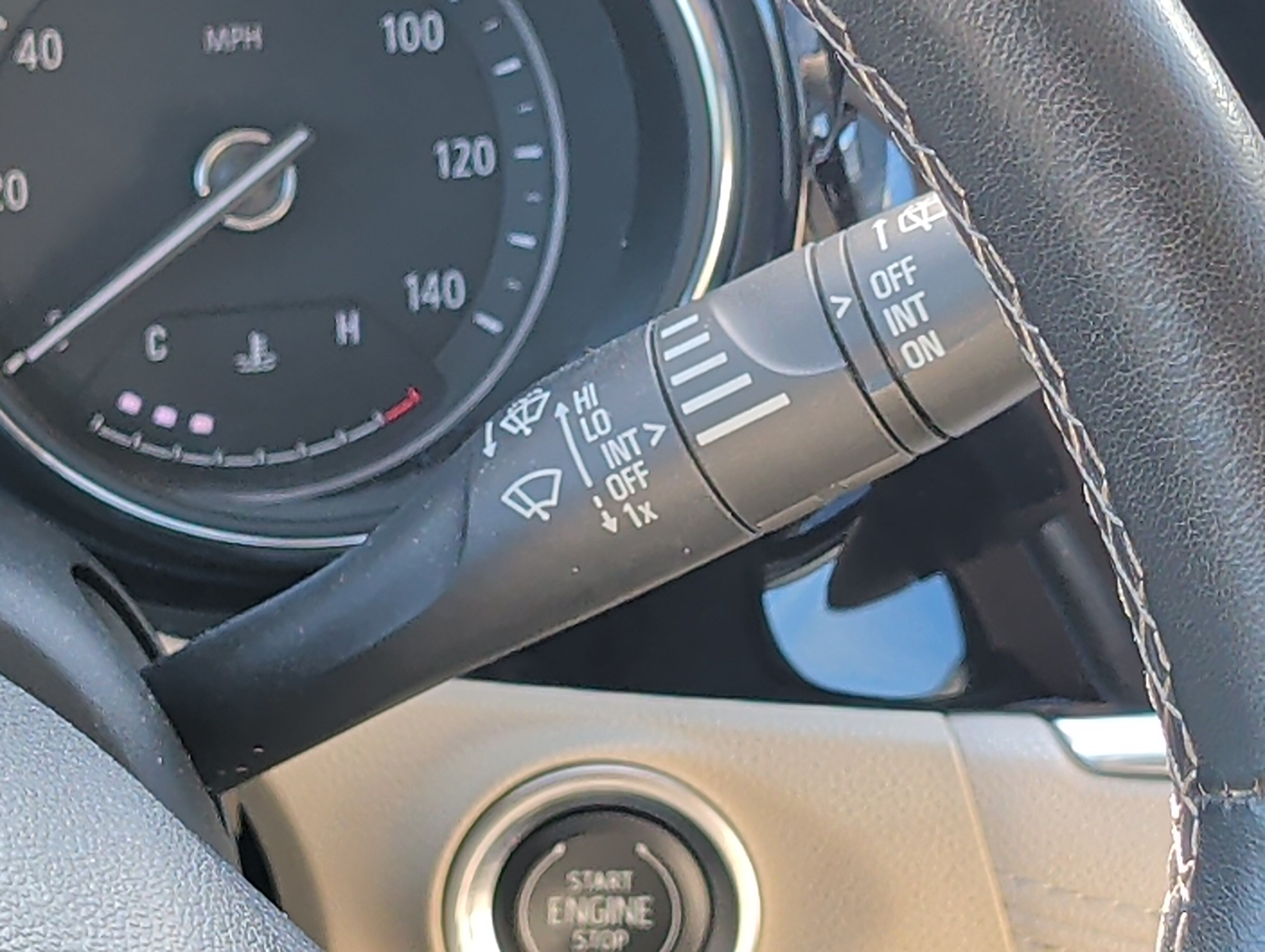 Used 2020 Buick Encore GX Essence w/ Advanced Technology Package AWD/4WD image 31