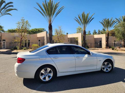 Used 2013 BMW 528i Sedan RWD image 37