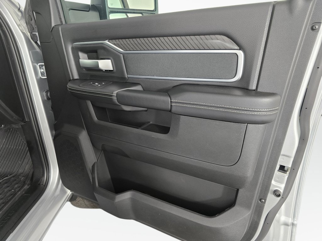 New 2026 RAM 2500 Big Horn AWD/4WD image 40