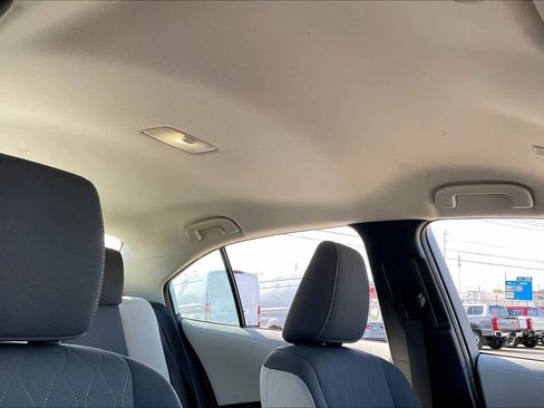 Used 2024 Toyota Corolla LE image 13