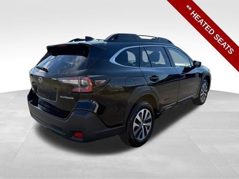 Used 2024 Subaru Outback Premium image 6