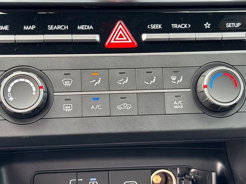 New 2025 Hyundai Santa Cruz SE image 19