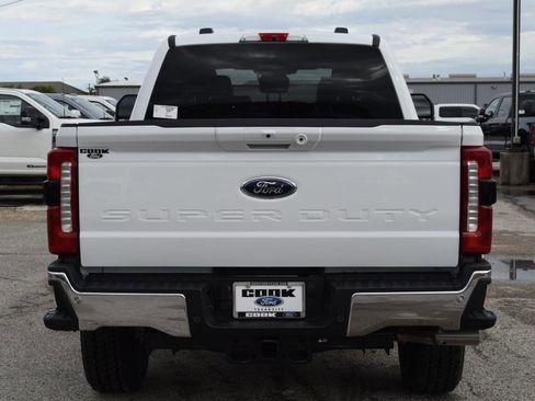 New 2026 Ford F250 Lariat w/ FX4 Off-Road Package image 5