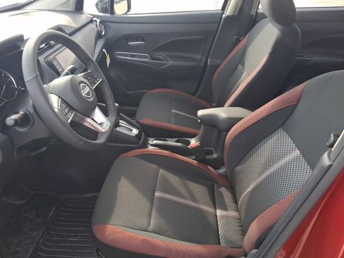 New 2025 Nissan Versa SR w/ Trunk Package image 20