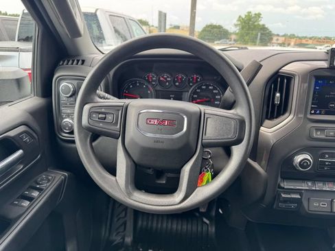 Used 2023 GMC Sierra 3500 Pro AWD/4WD image 11