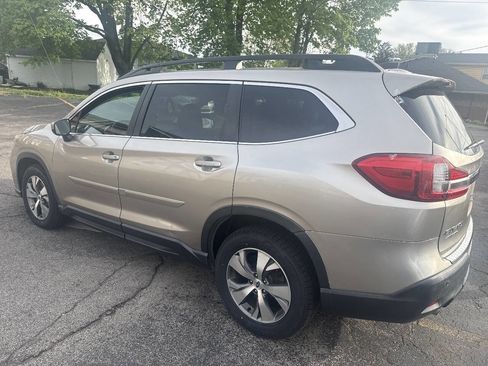 Used 2019 Subaru Ascent Premium w/ Popular Package #3 AWD/4WD image 11