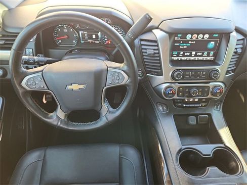 Used 2019 Chevrolet Tahoe LT w/ LT Signature Package image 11