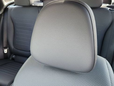 New 2026 Mercedes-Benz GLC 300 4MATIC image 14