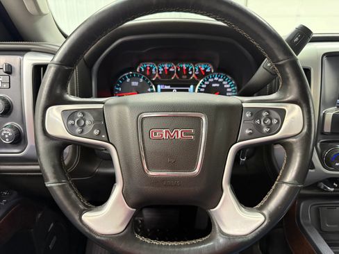 Used 2019 GMC Sierra 2500 SLT w/ Duramax Plus Package AWD/4WD image 19