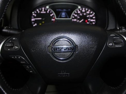 Used 2013 Nissan Pathfinder SL w/ SL Premium Pkg image 16