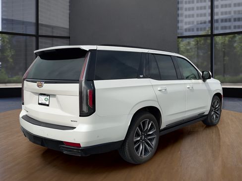 Used 2024 Cadillac Escalade Sport Platinum RWD image 15