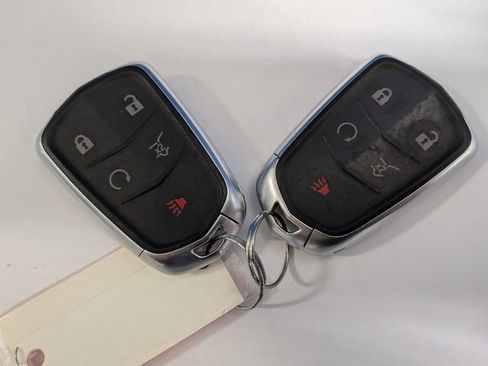 Certified 2023 Cadillac XT5 Premium Luxury w/ LPO, Floor Liner Package image 37