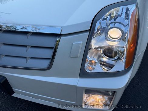 Used 2006 Cadillac SRX w/ Drivers Level One Package image 29