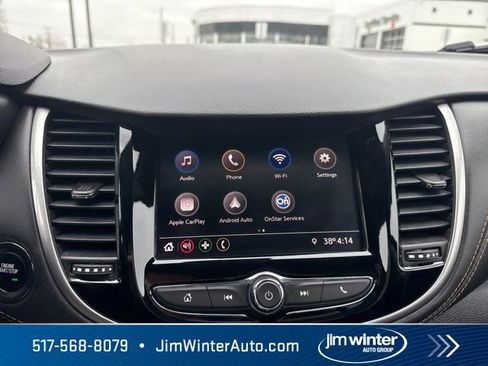 Used 2020 Chevrolet Trax LT w/ LT Convenience Package image 26