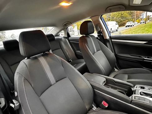 Used 2020 Honda Civic LX image 30