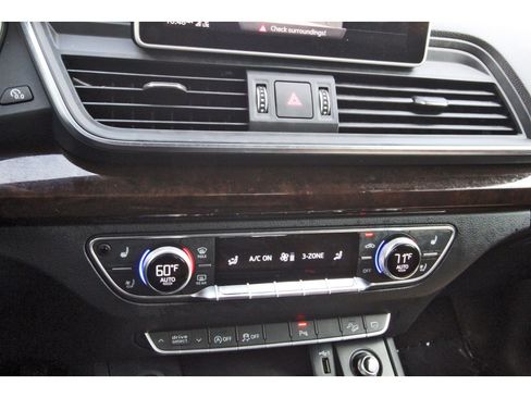 Used 2019 Audi Q5 2.0T Premium Plus AWD/4WD image 26