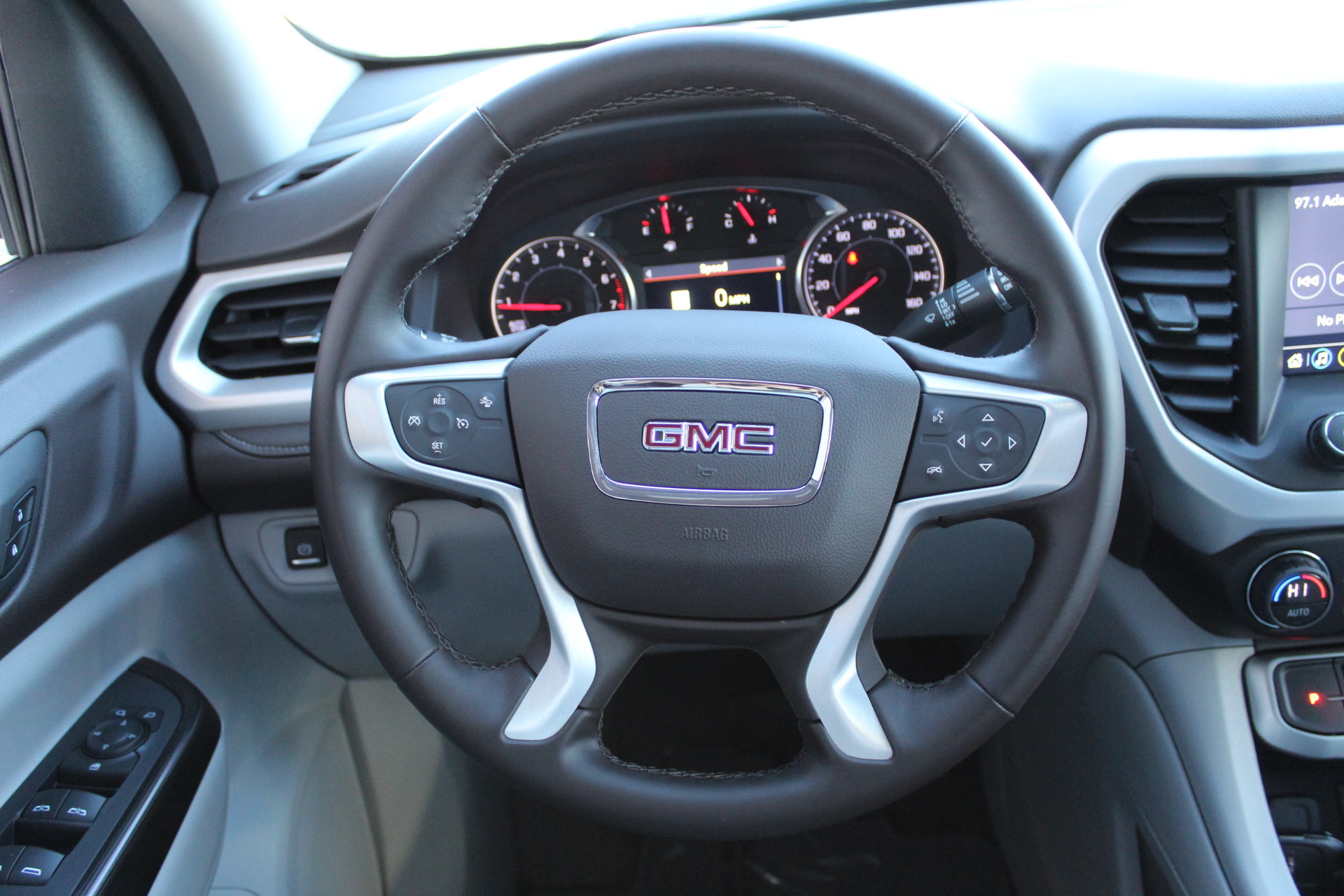 Certified 2023 GMC Acadia SLT AWD/4WD image 20