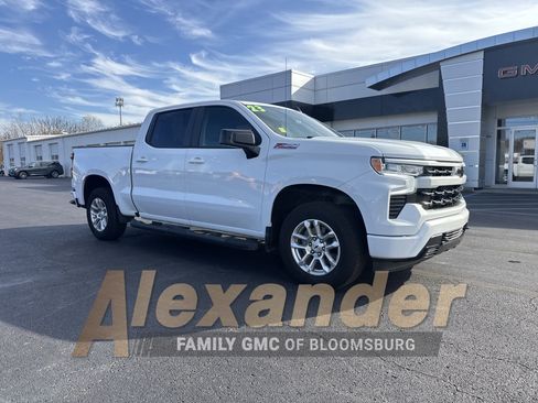 Used 2023 Chevrolet Silverado 1500 RST image 1