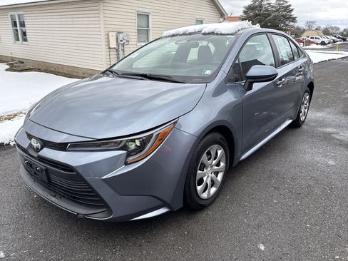 Certified 2025 Toyota Corolla LE image 10