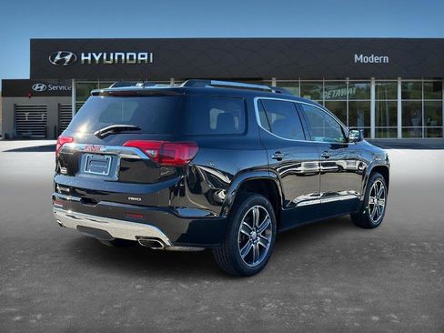 Used 2018 GMC Acadia Denali w/ LPO, Cargo Package image 4