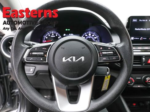 Used 2023 Kia Forte LXS image 10