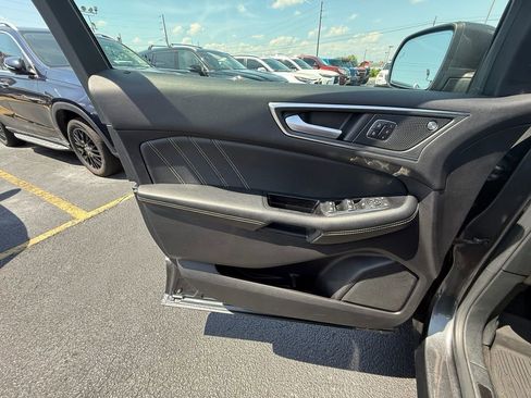 Used 2020 Ford Edge ST w/ Equipment Group 401A AWD/4WD image 11