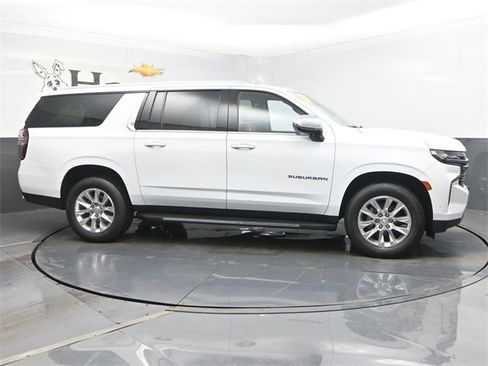 Used 2023 Chevrolet Suburban Premier image 49