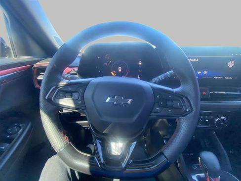 Used 2024 Chevrolet TrailBlazer RS w/ Convenience Package AWD/4WD image 15