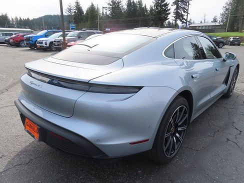 Used 2020 Porsche Taycan 4S image 8