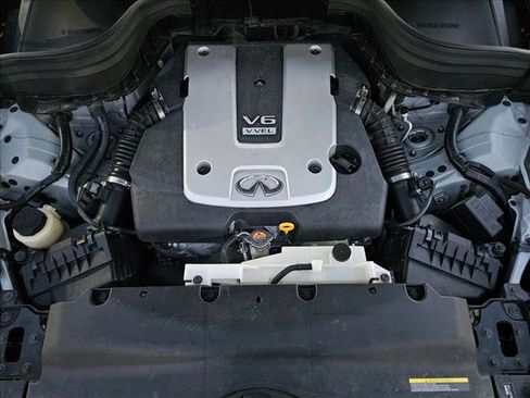 Used 2017 INFINITI QX50 2WD w/ Premium Plus Package image 23