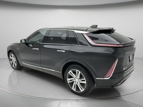 Used 2024 Cadillac Lyriq Tech w/ Driver Assist Package AWD/4WD image 4