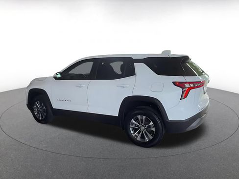 Used 2025 Chevrolet Equinox LT AWD/4WD image 10
