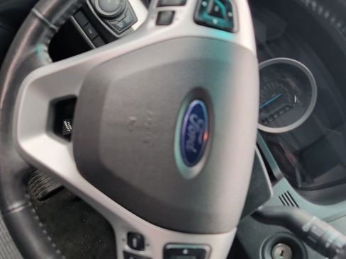 Used 2013 Ford Explorer XLT image 22