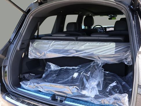 Certified 2025 Mercedes-Benz GLS 450 GLS 450 image 19