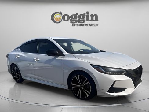 Used 2021 Nissan Sentra SR w/ SR Premium Package image 21