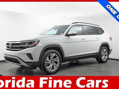 Used 2023 Volkswagen Atlas SE w/ Panoramic Sunroof Package