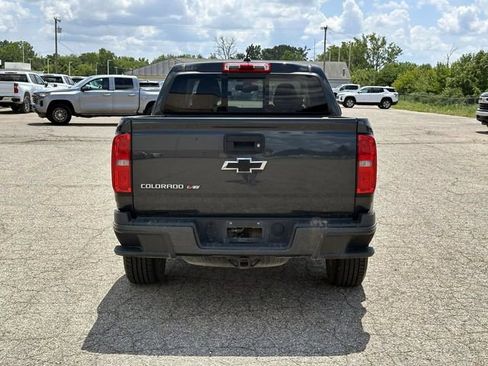 Used 2018 Chevrolet Colorado Z71 AWD/4WD image 5