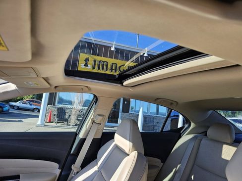 Used 2016 Acura TLX V6 w/ Technology Package FWD image 11