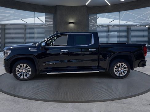 Certified 2025 GMC Sierra 1500 Denali RWD image 3