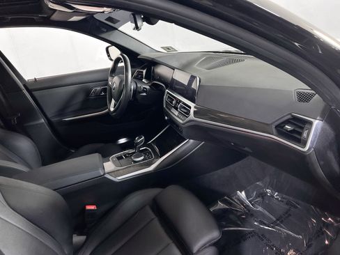 Used 2020 BMW 330i xDrive Sedan w/ Premium Package AWD/4WD image 29