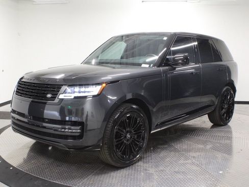 Used 2024 Land Rover Range Rover Autobiography image 1