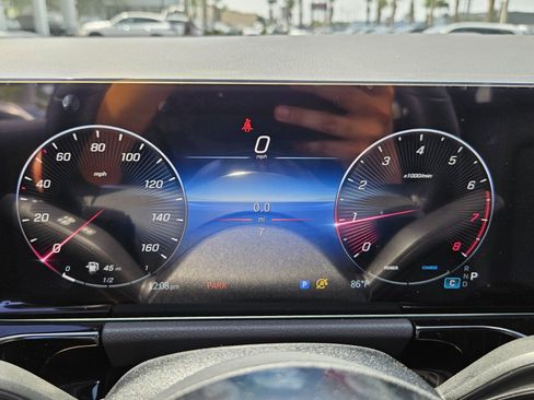 New 2025 Mercedes-Benz GLA 250 image 25