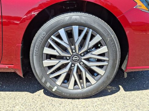 New 2026 Nissan Altima 2.5 SV AWD/4WD image 8