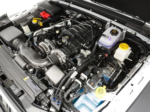 New 2026 Jeep Gladiator Sport image 9