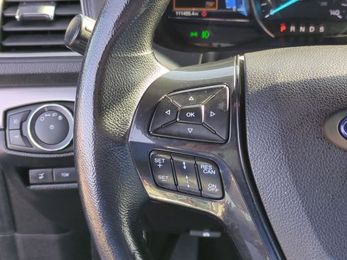 Used 2018 Ford Explorer XLT w/ Equipment Group 202A image 18