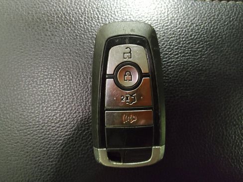 Used 2018 Ford Fusion S image 32