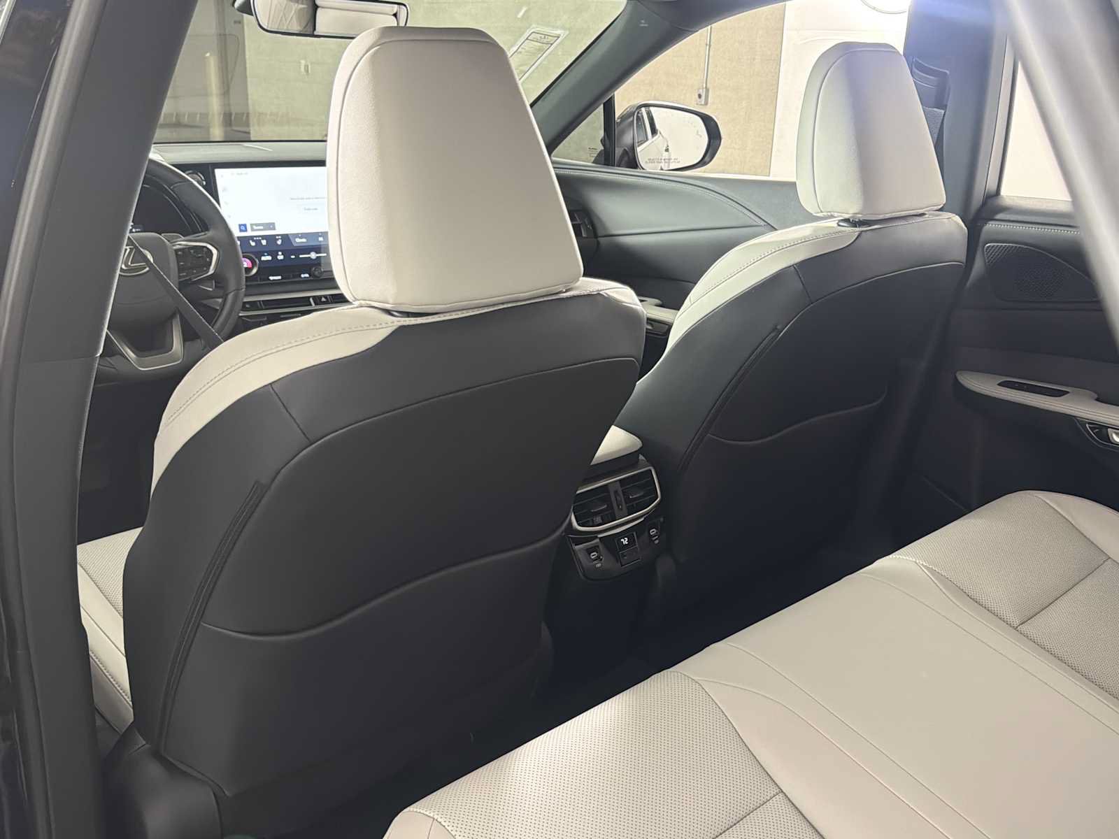 New 2026 Lexus RX 350 Premium w/ Convenience Package FWD image 34