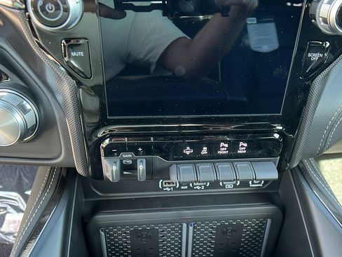 New 2026 RAM 1500 Limited w/ Body Color Bumper Group image 30