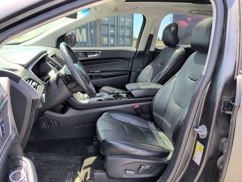 Used 2017 Ford Edge Titanium w/ Equipment Group 301A AWD/4WD image 9