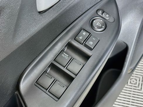Used 2020 Honda Fit LX image 17